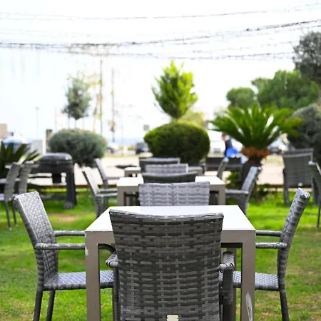 White Country Villages Hotel